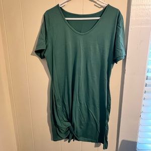 Green mini T-shirt dress with knot